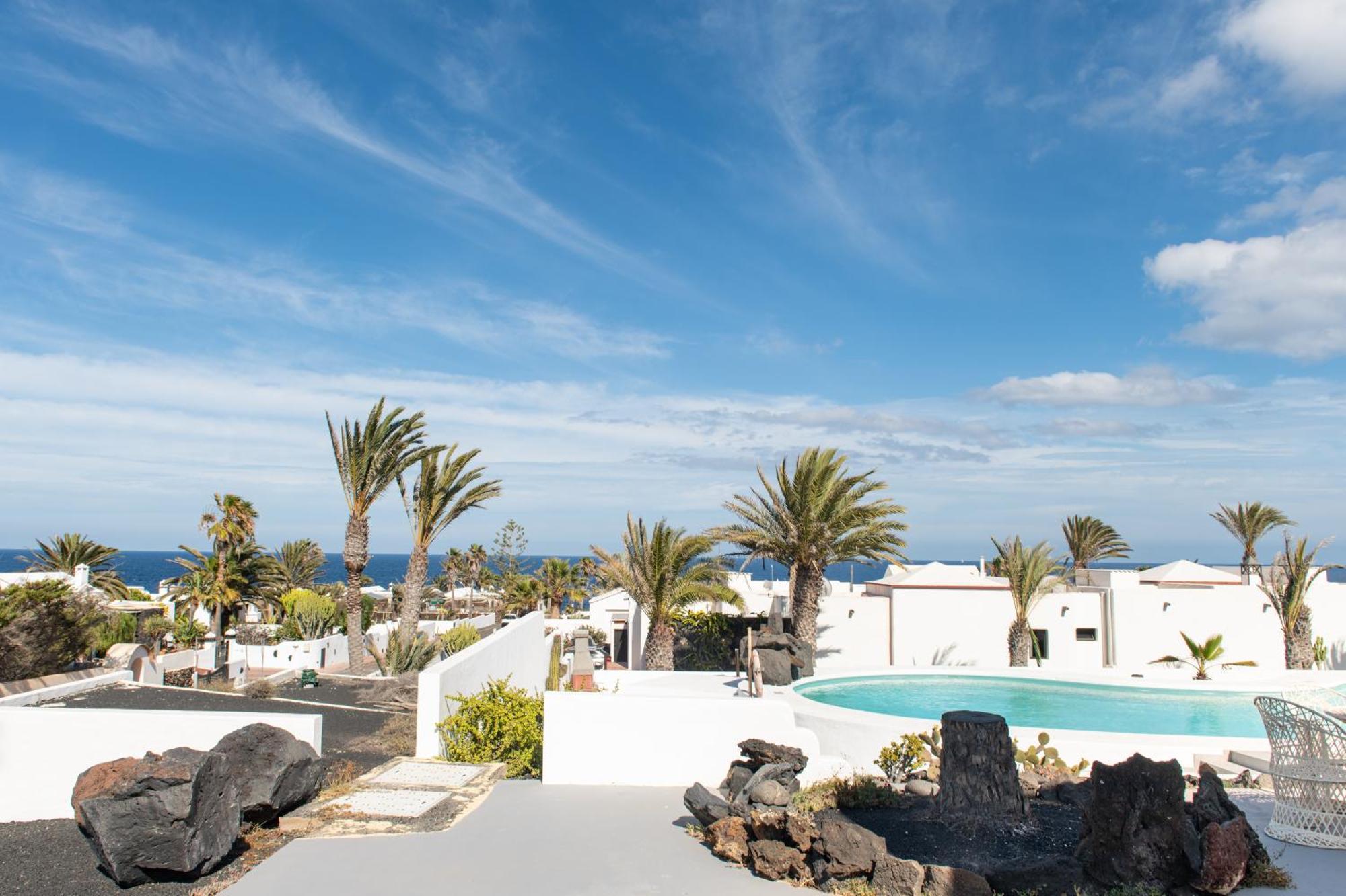 Villa Blanca Nudist Place Charco del Palo Exterior photo